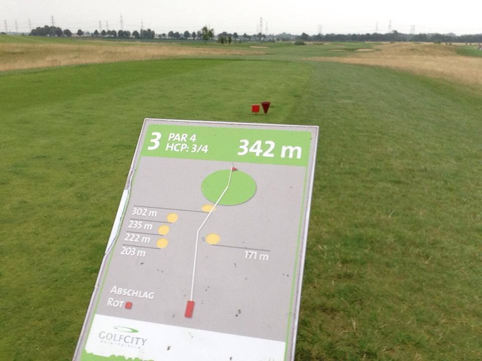 Runde Nr 2! GolfCity Köln Pulheim die letzte Runde mit Licht