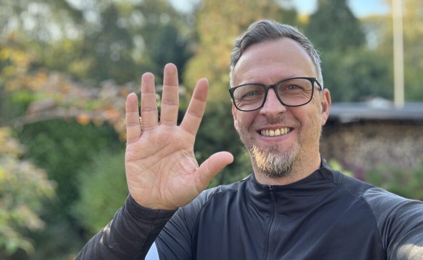 Projekt 5 - Andreas zeigt eine 5